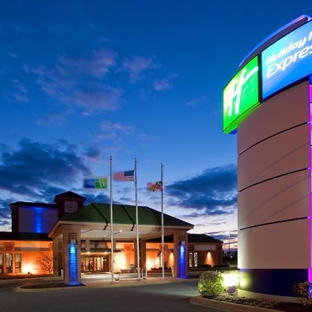 Holiday Inn Express Cambridge By Ihg Exteriör bild