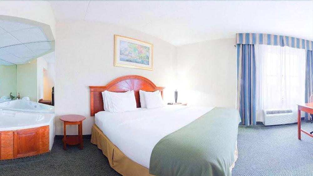 Holiday Inn Express Cambridge By Ihg Exteriör bild