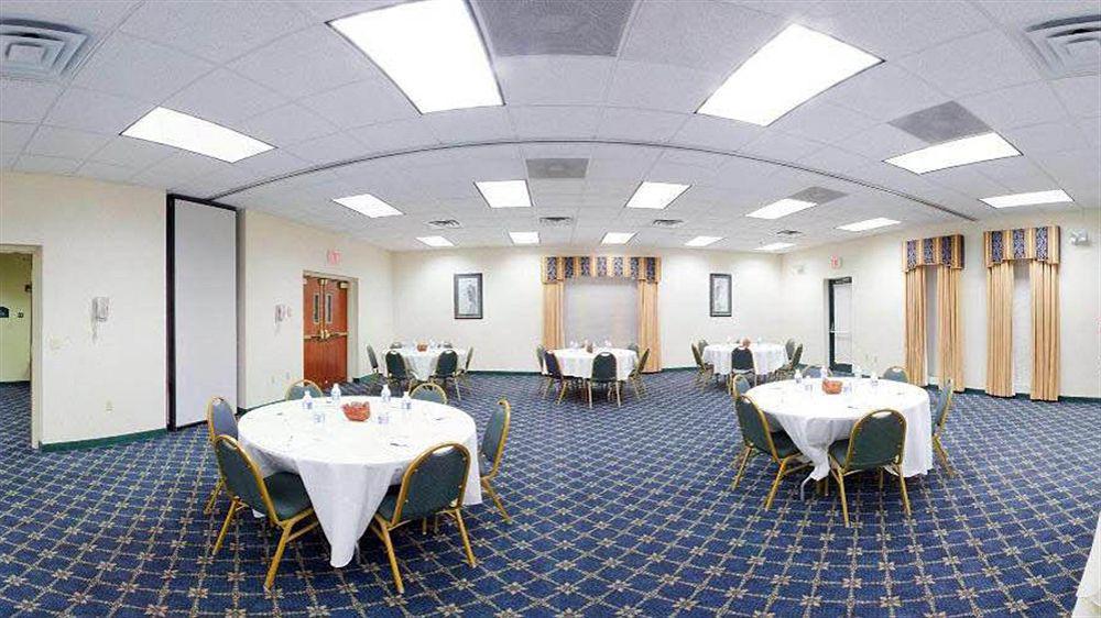 Holiday Inn Express Cambridge By Ihg Exteriör bild