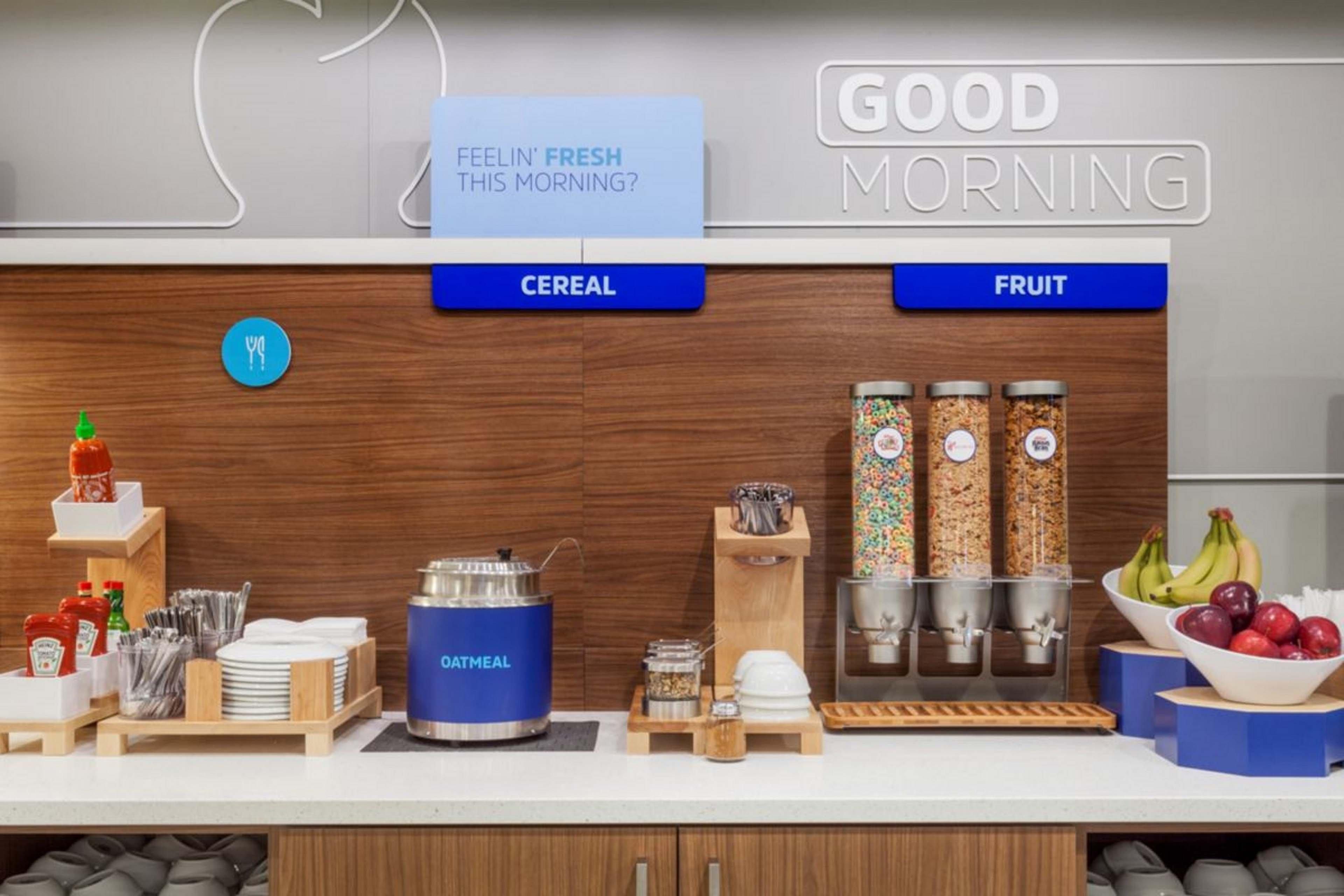 Holiday Inn Express Cambridge By Ihg Exteriör bild