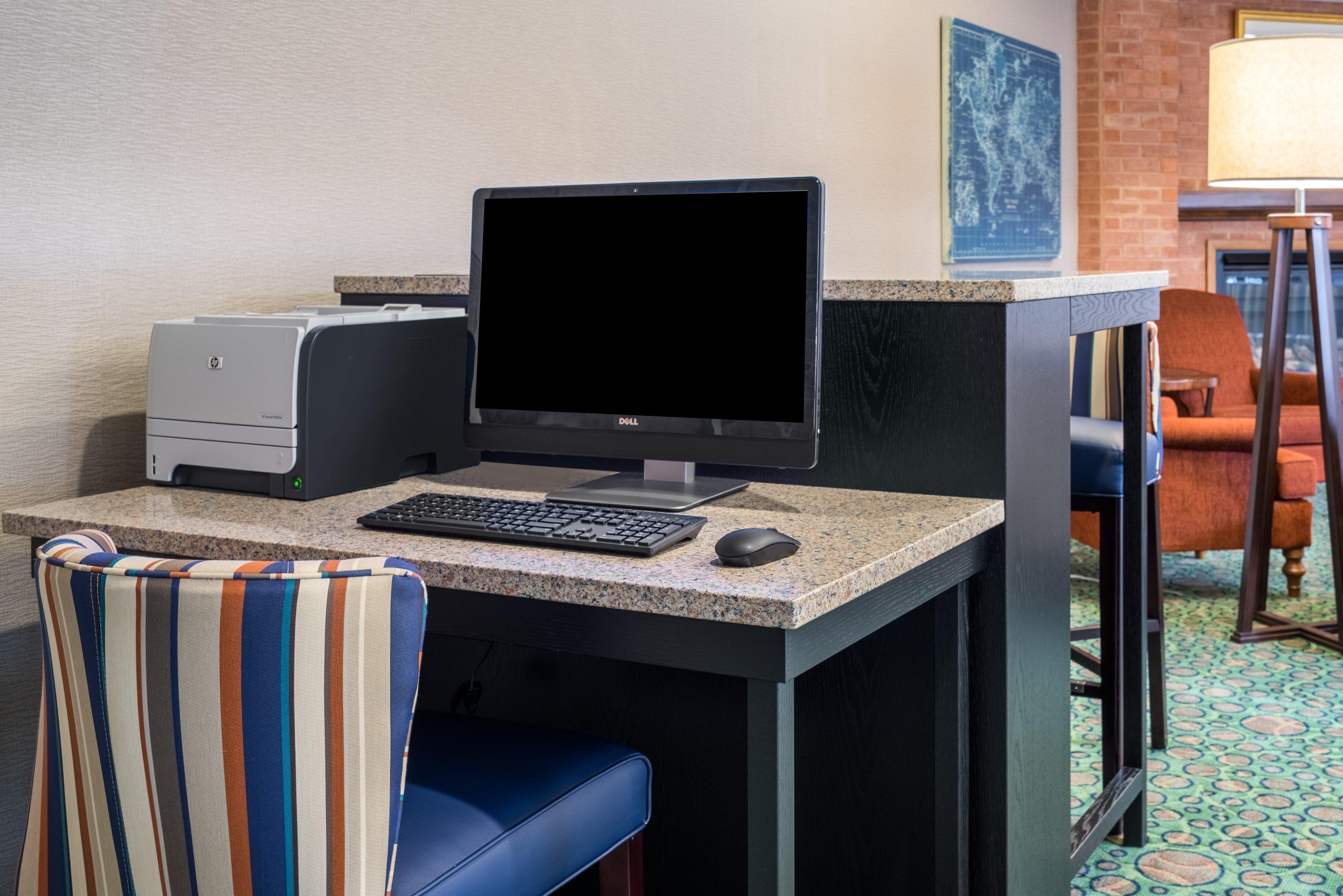 Holiday Inn Express Cambridge By Ihg Exteriör bild