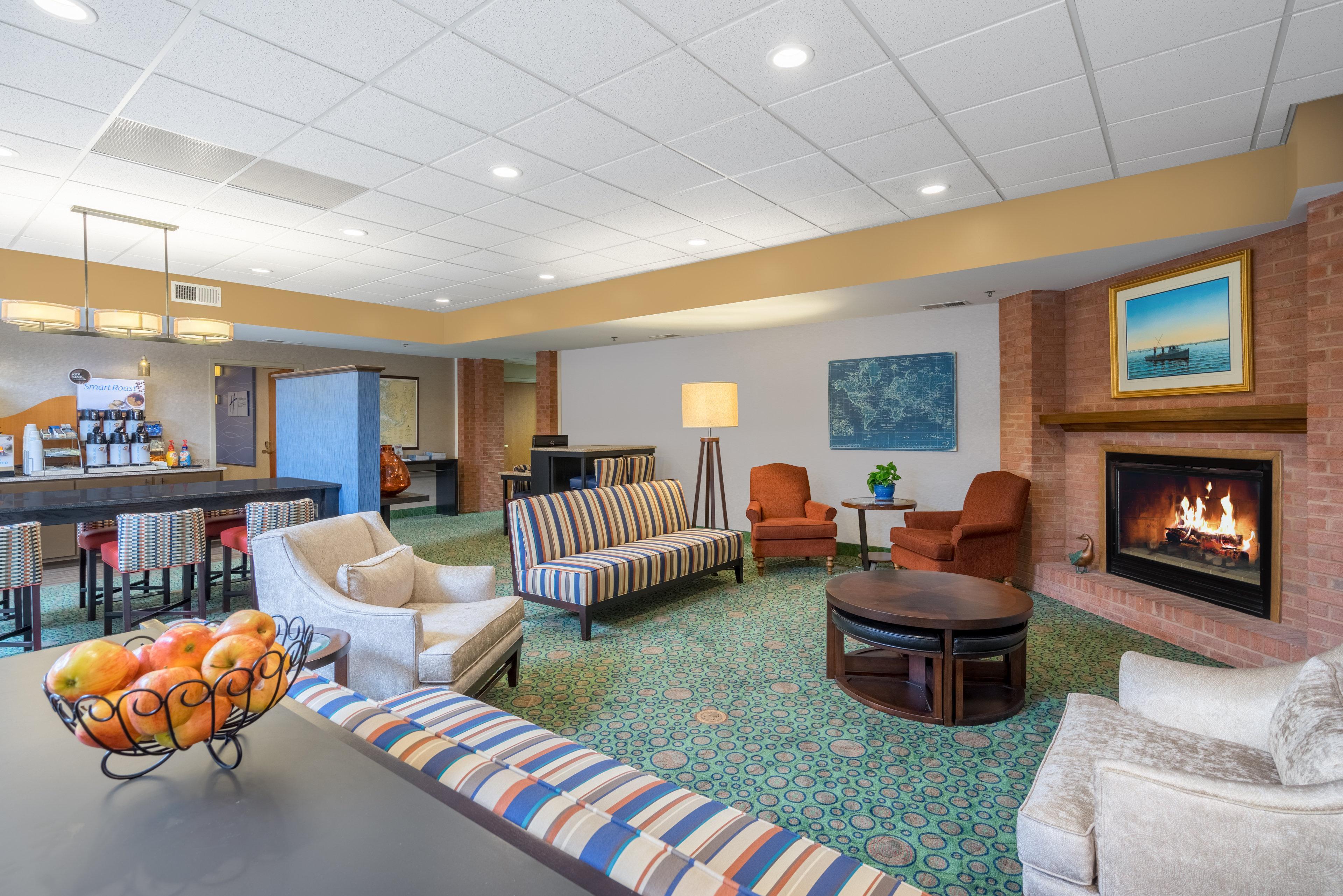 Holiday Inn Express Cambridge By Ihg Exteriör bild