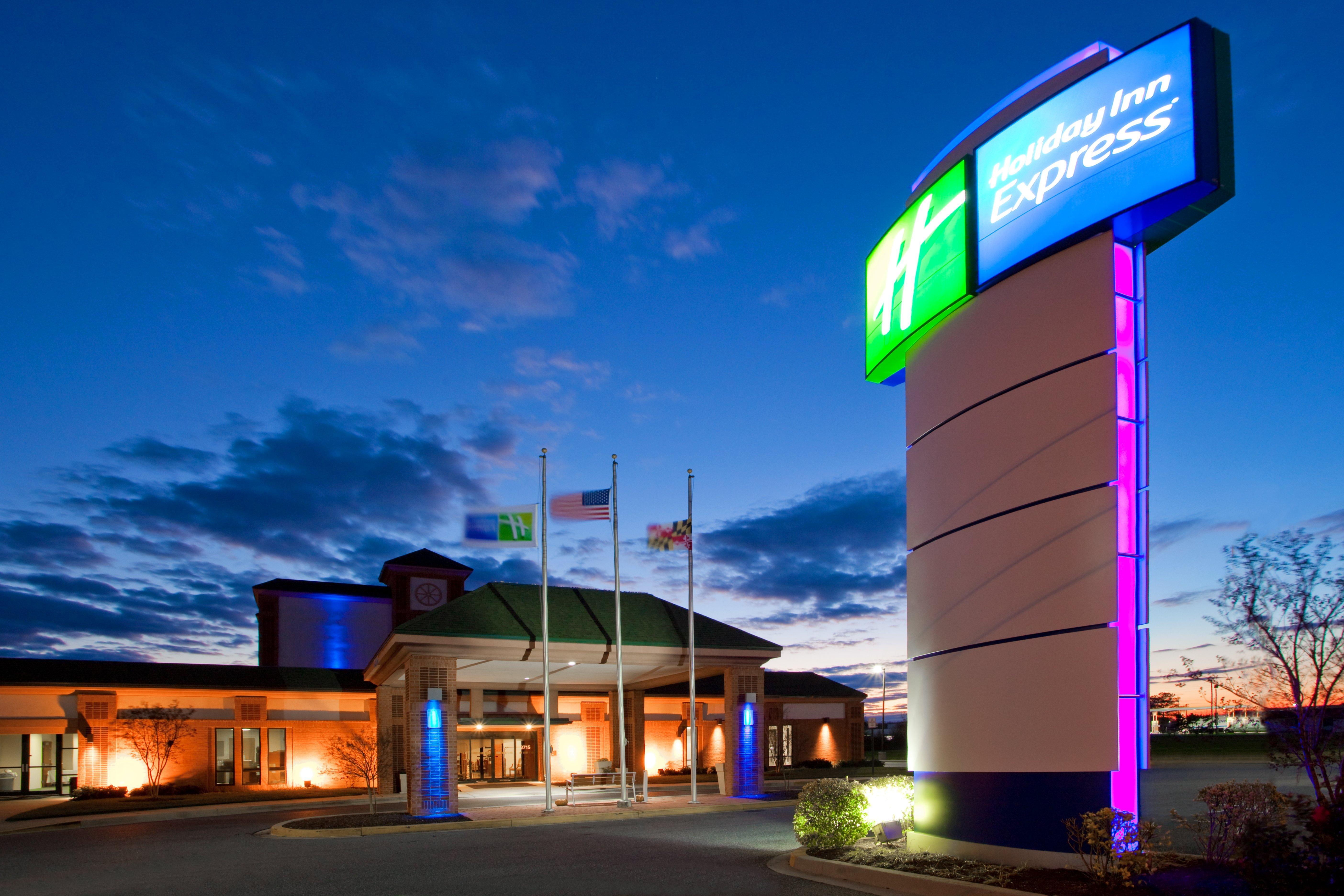 Holiday Inn Express Cambridge By Ihg Exteriör bild